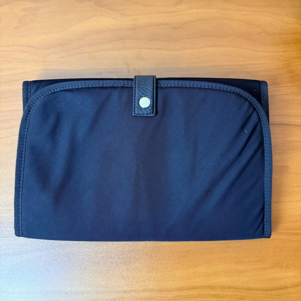 Tory Burch Marion Black Nylon Messenger Bag Leather Whipstitch Crossbody HST036‎